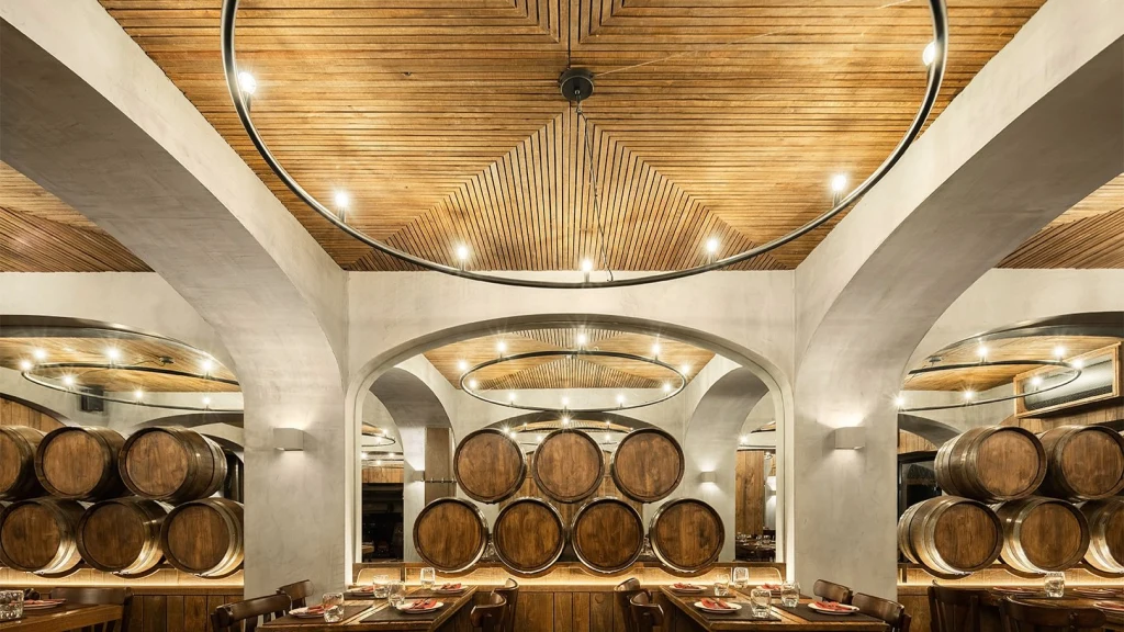 BARRIL EM DESTAQUE NO ARCHDAILY: TRATAMENTO E SOLUÇÕES ACÚSTICAS