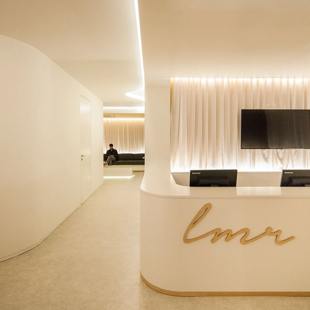 CLÍNICA LMR